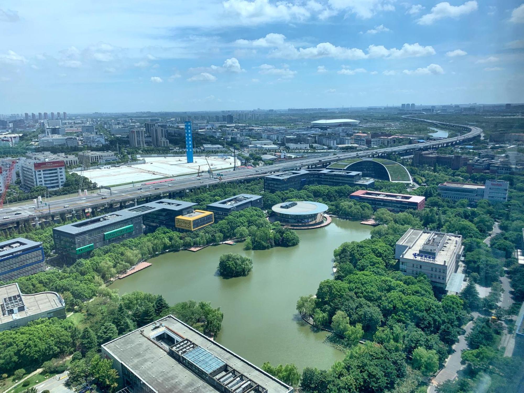 Shanghai Marriott Hotel Pudong East - Only A 30 Minute Drive From Disney Εξωτερικό φωτογραφία